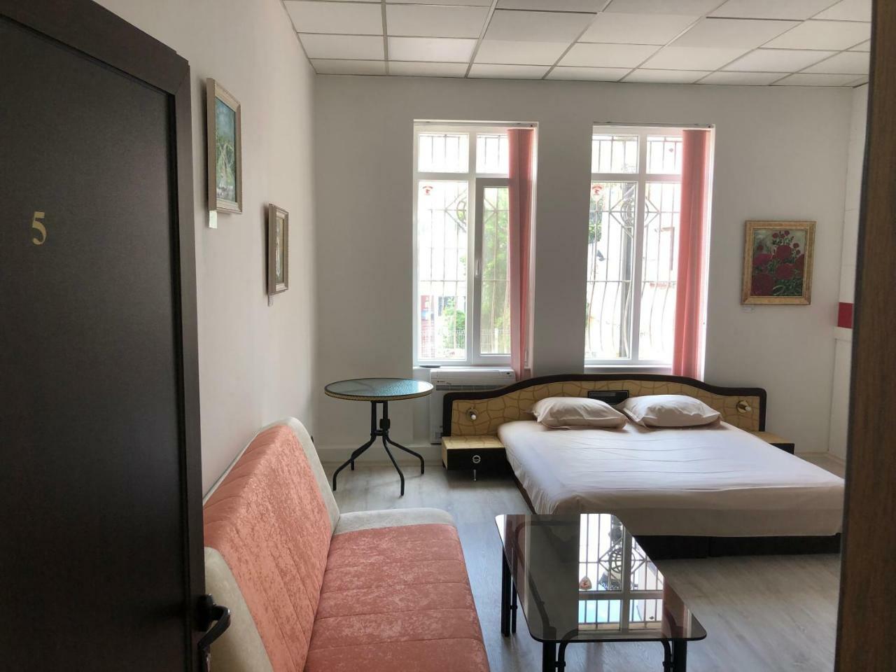 Guest Rooms Opera 普罗夫迪夫 外观 照片