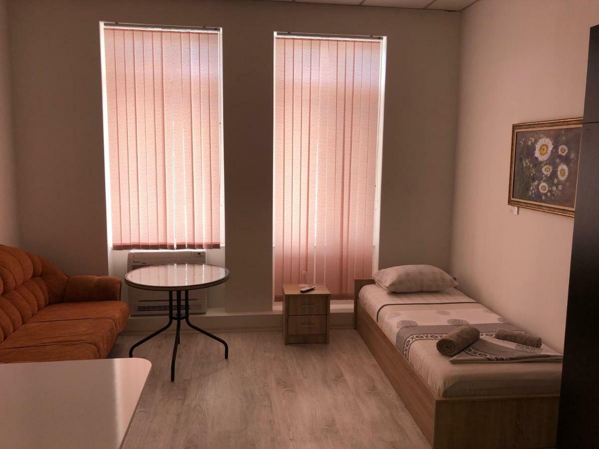 Guest Rooms Opera 普罗夫迪夫 外观 照片